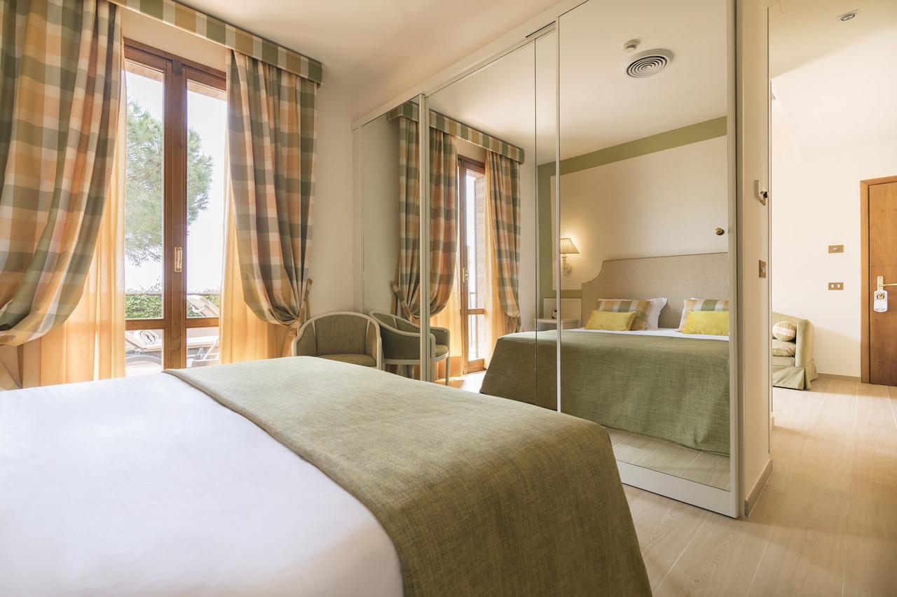 Relais Santa Chiara Hotel - Tuscany Charme San Gimignano Exterior foto